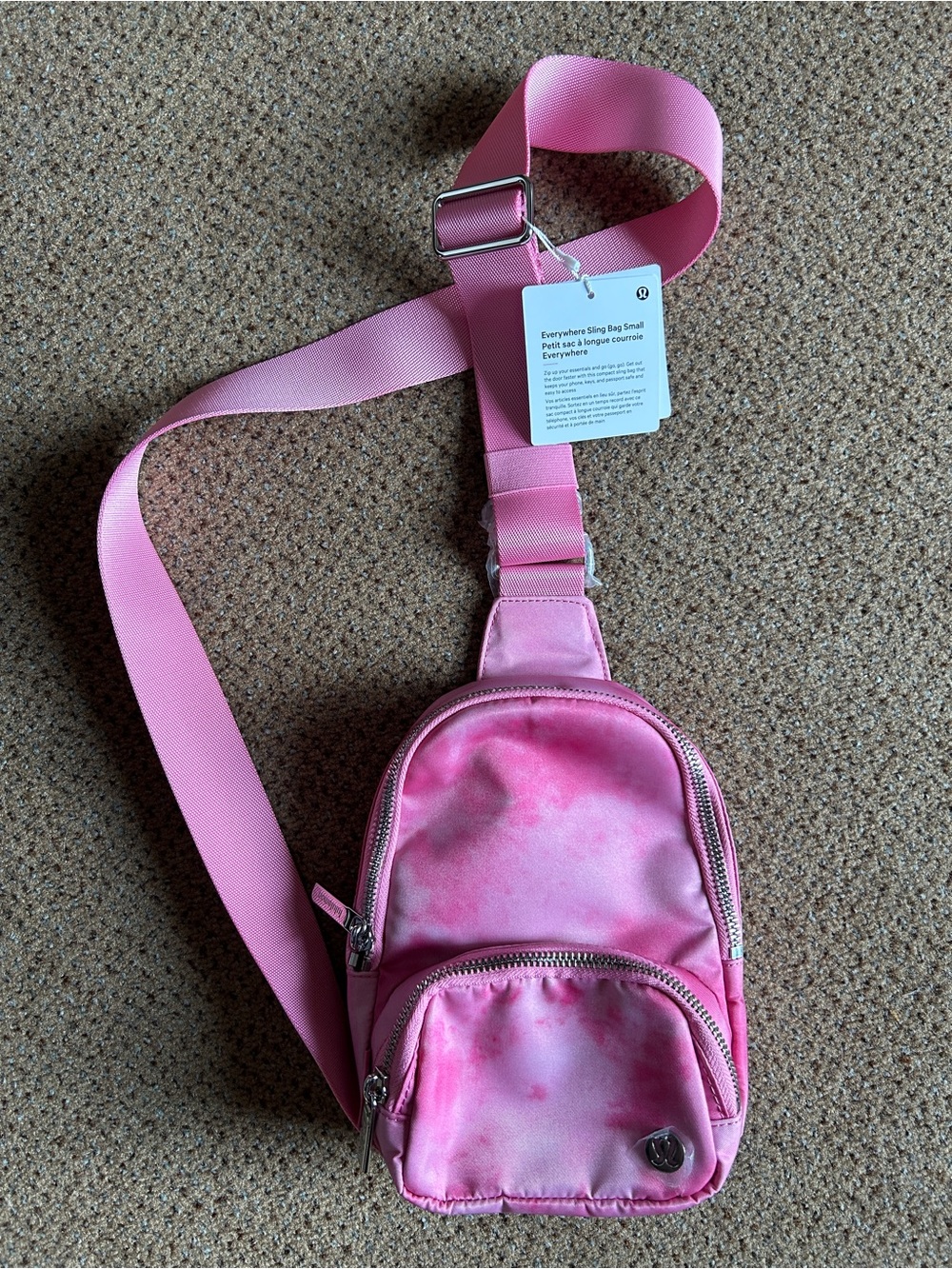 NWT Lululemon Everywhere Sling Bag 2L in Strawberry Smoothie